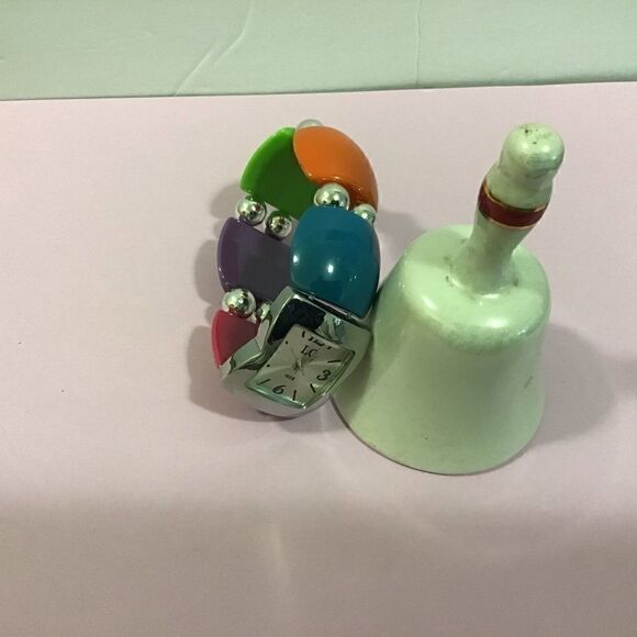 High fashion bracelet / watch for women. - Picture 7 of 8